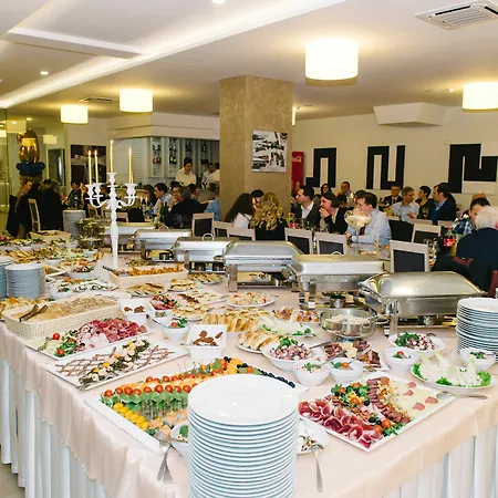 Leone Hotel 4*
